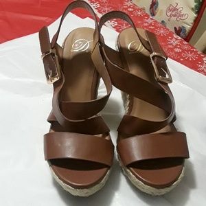 Dereon wms wedges